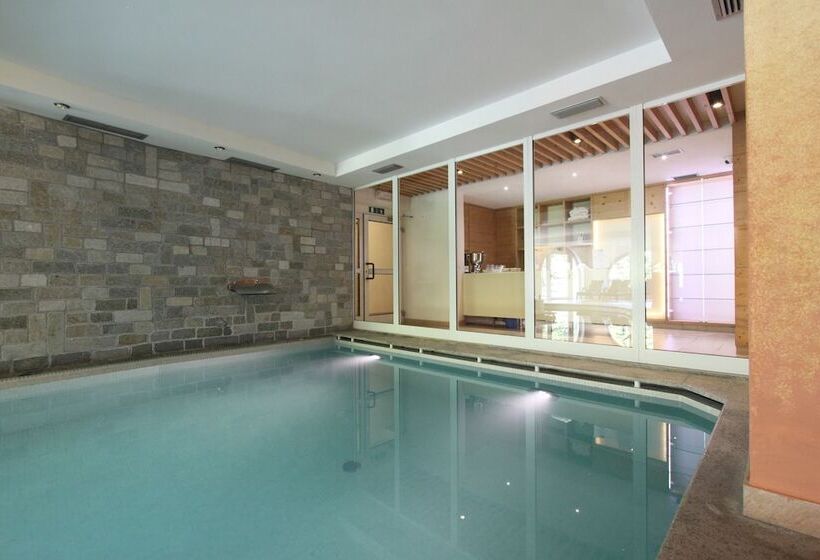 هتل Fanes Suite & Spa