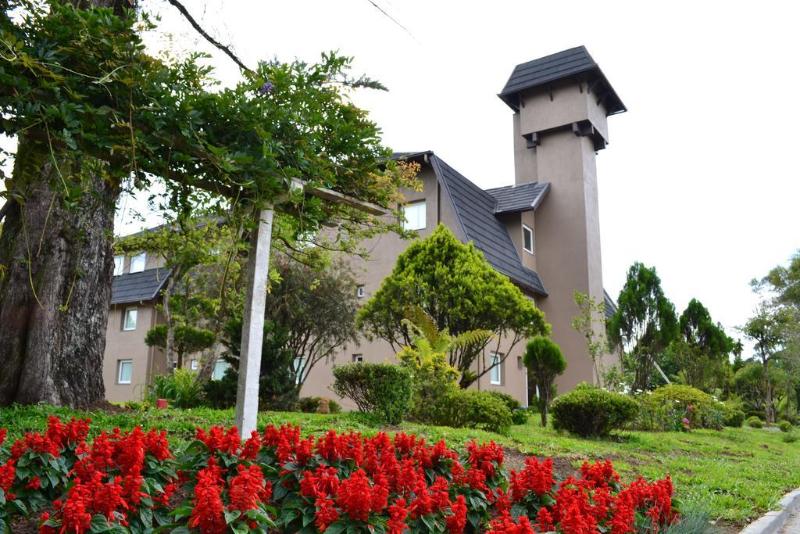 Отель Fioreze Quero Quero