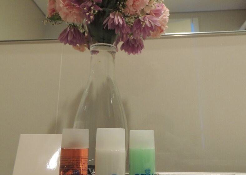 Отель Gema Luxury Suites