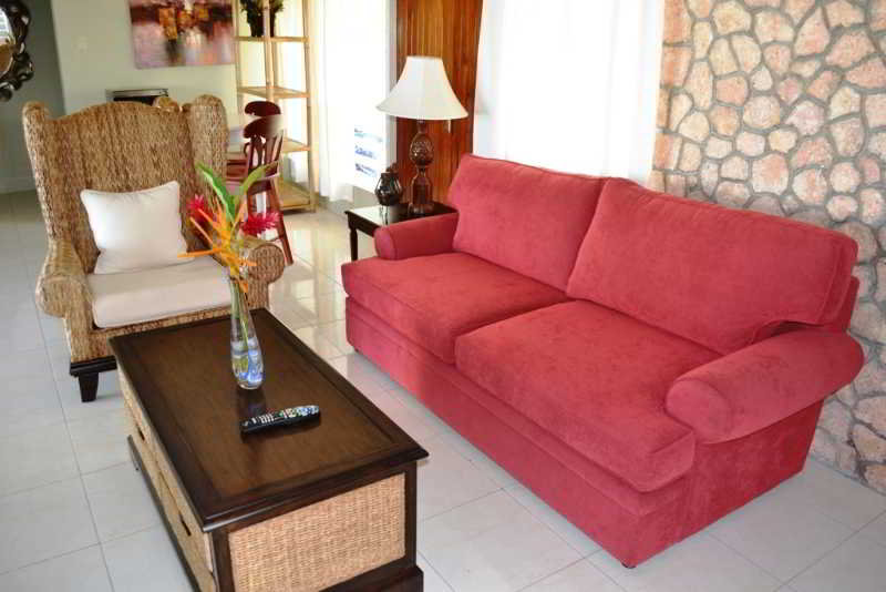 هتل Golden Cove Resort