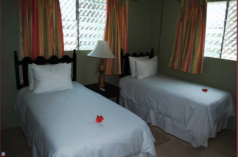 هتل Golden Cove Resort