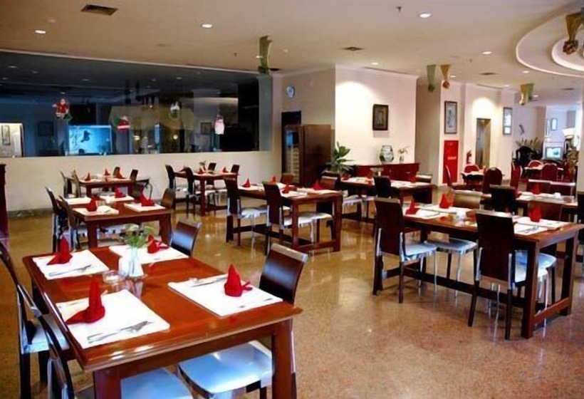 ホテル Grand Tiga Mustika