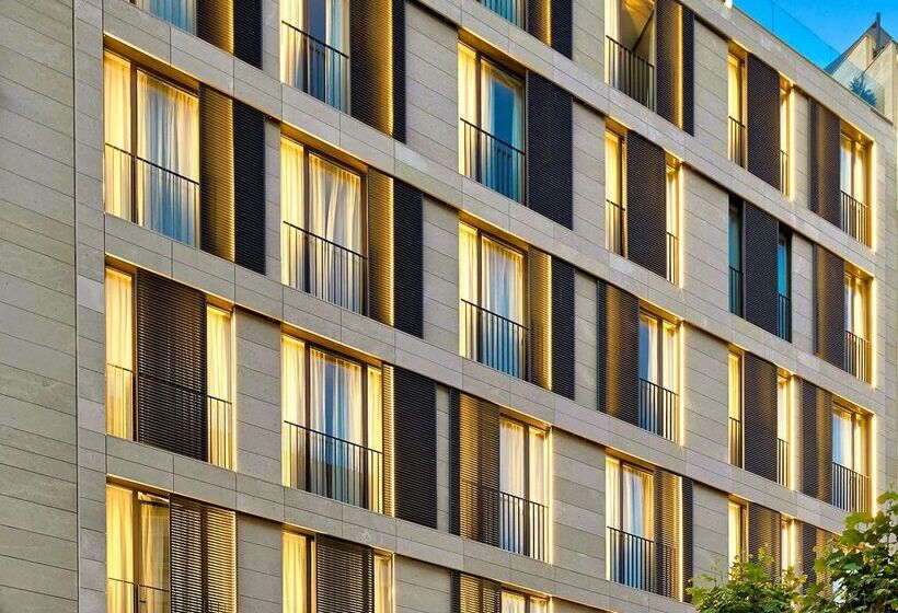 Отель H10 Art Gallery 4* Sup