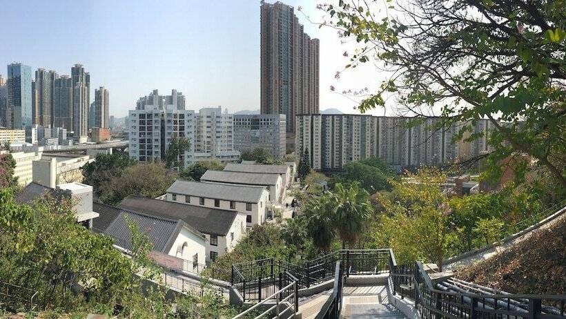 هتل Heritage Lodge