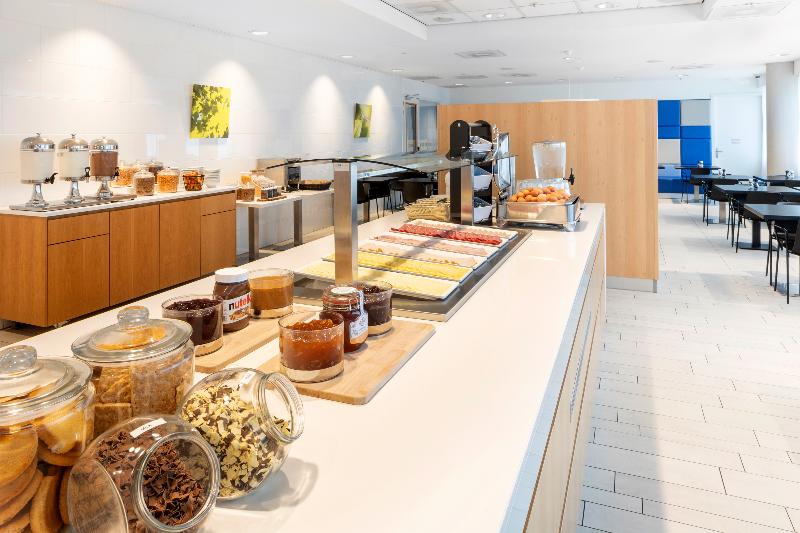 هتل Holiday Inn Express Amsterdam Arena Towers, An Ihg