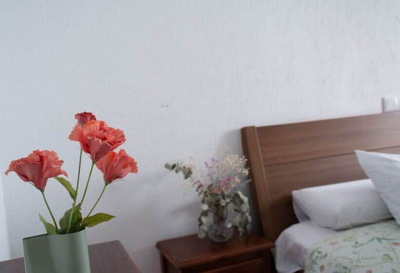 هتل Hostal Rural La Plata Parking Incluido
