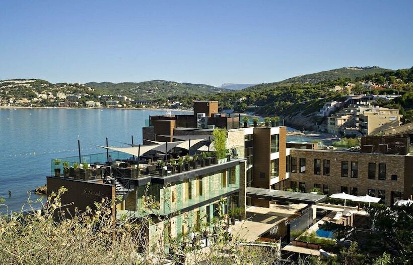 בית מלון כפרי Hostellerie La Farandole