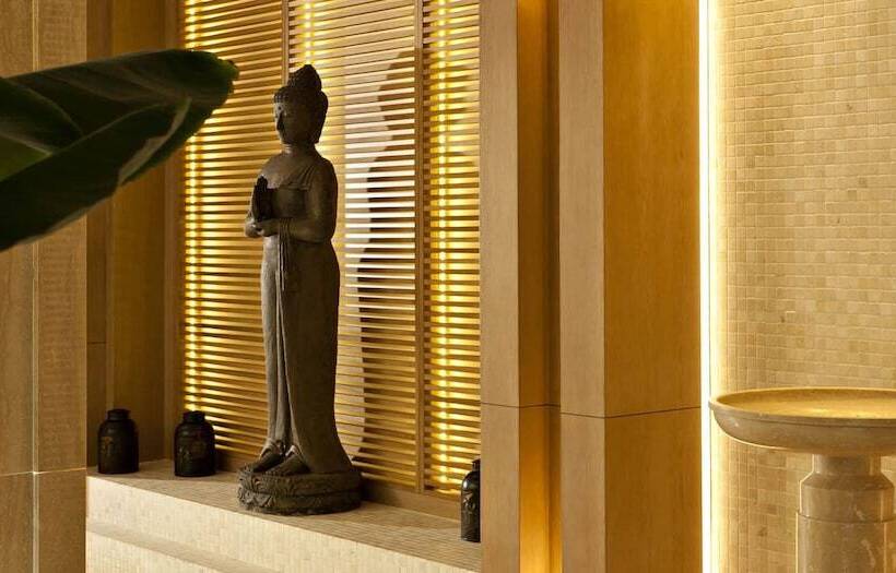ホテル Hostellerie La Farandole