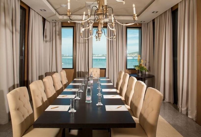 בית מלון כפרי Hostellerie La Farandole