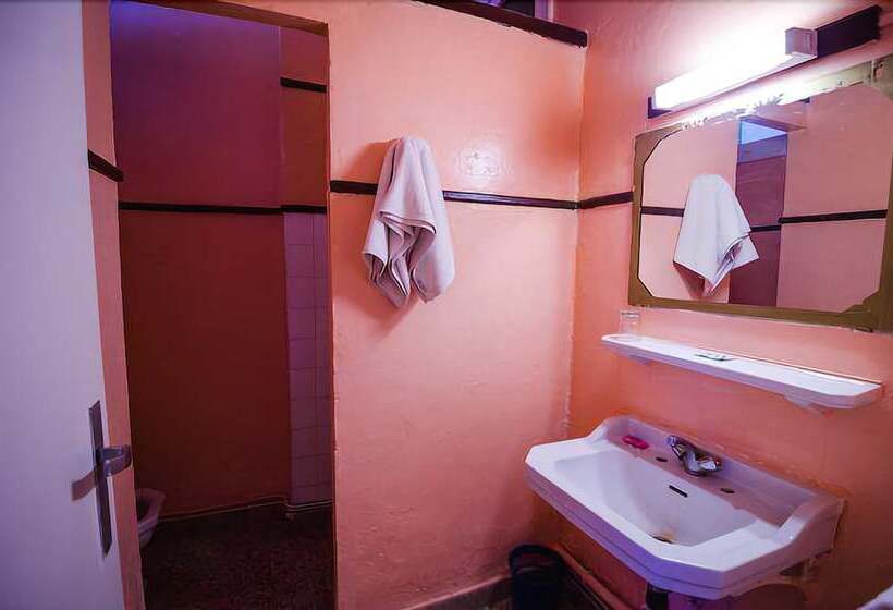 فندق Hôtel El Ayachi