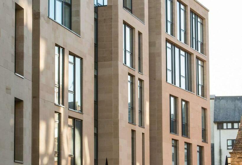 בית מלון כפרי Ibis Edinburgh Centre South Bridge – Royal Mile