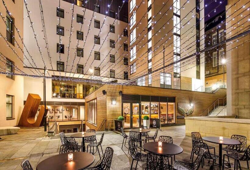 Отель Ibis Edinburgh Centre South Bridge – Royal Mile