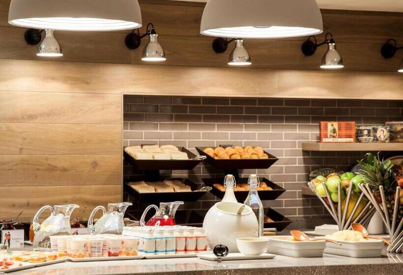 호텔 Ibis Edinburgh Centre South Bridge – Royal Mile