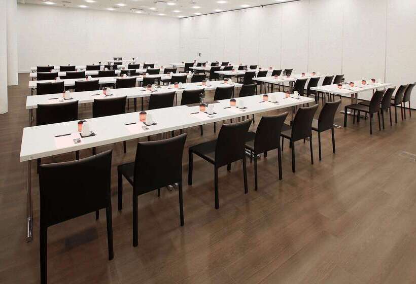 هتل Innside By Meliá Wolfsburg