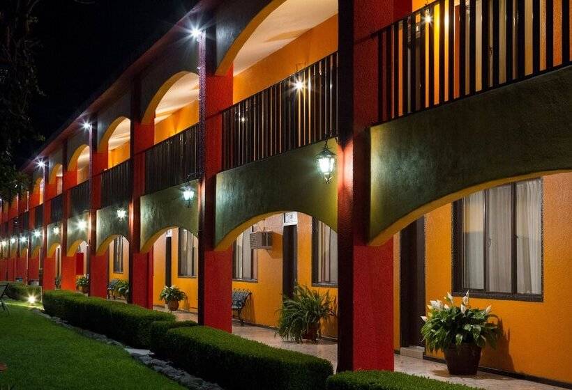 هتل La Gloria De Calvillo