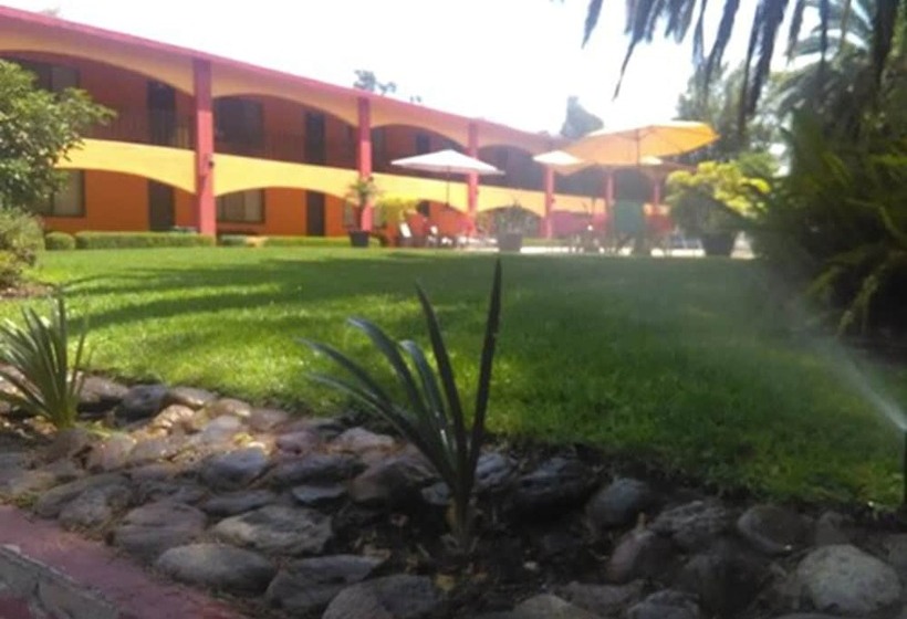 هتل La Gloria De Calvillo