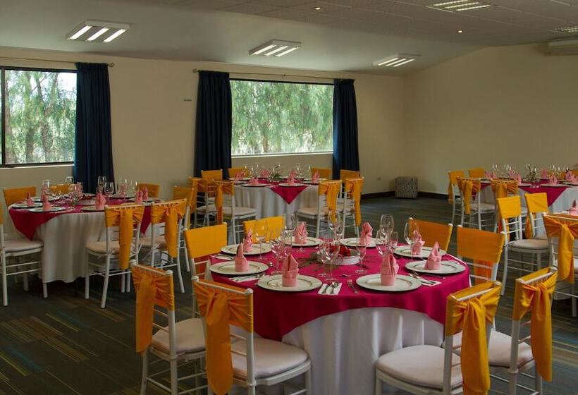 هتل La Gloria De Calvillo