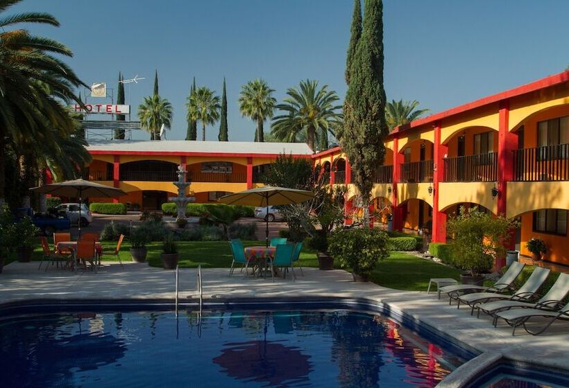 هتل La Gloria De Calvillo