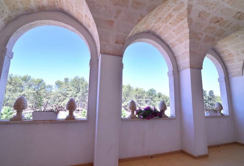 בית מלון כפרי Laurito Resort & Spa