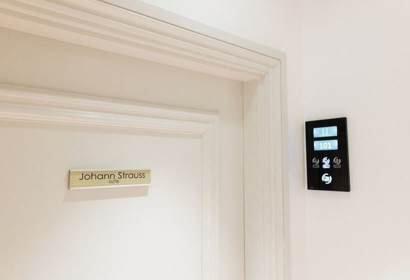 هتل Leicester House