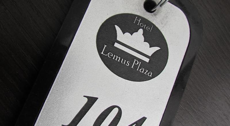 בית מלון כפרי Lemus Plaza