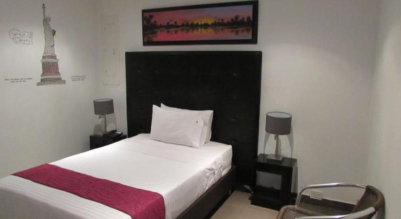 בית מלון כפרי Lemus Plaza