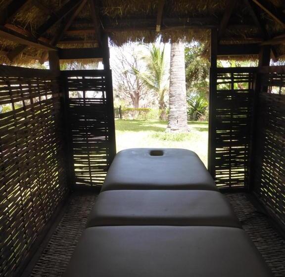 Leo S Beach Hotel   Adults Only