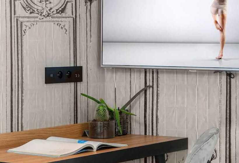 Lyric Hotel Paris Opera