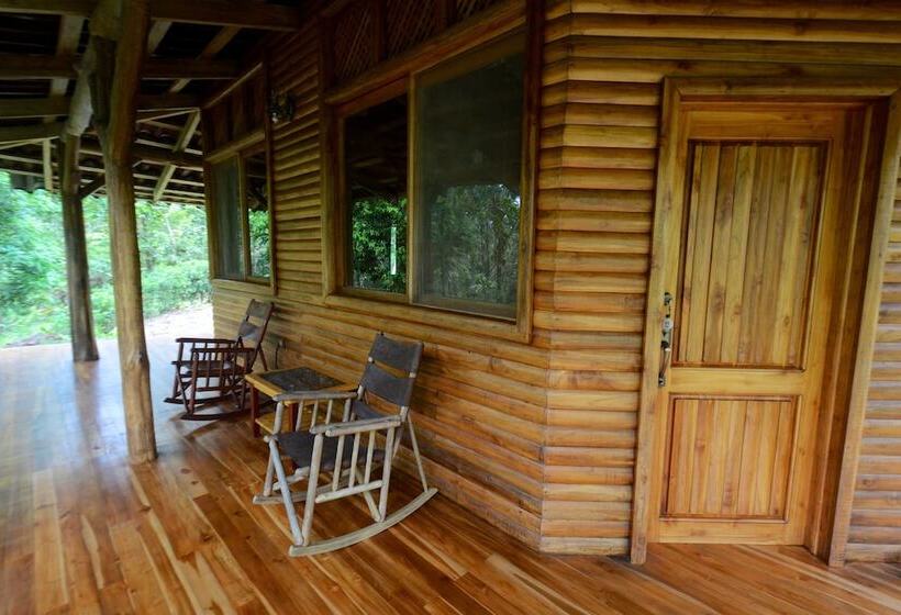 ホテル Macaw Lodge