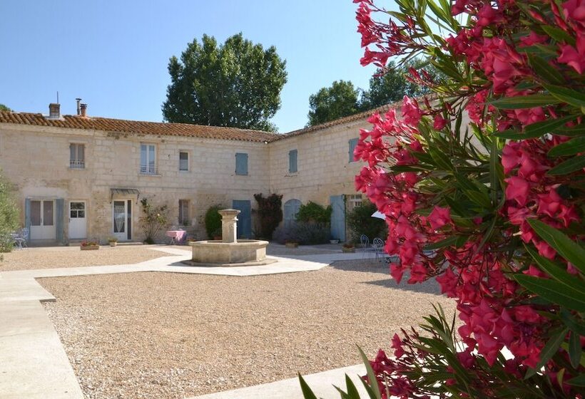 בית מלון כפרי Mas De Sylvéréal