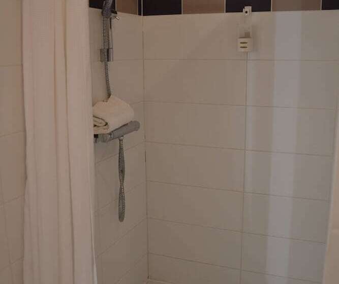 בית מלון כפרי Mas De Sylvéréal