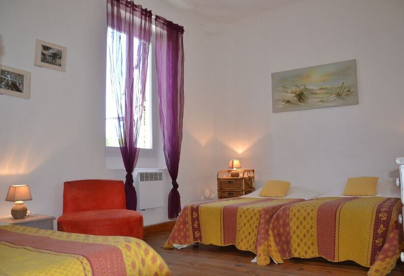 בית מלון כפרי Mas De Sylvéréal