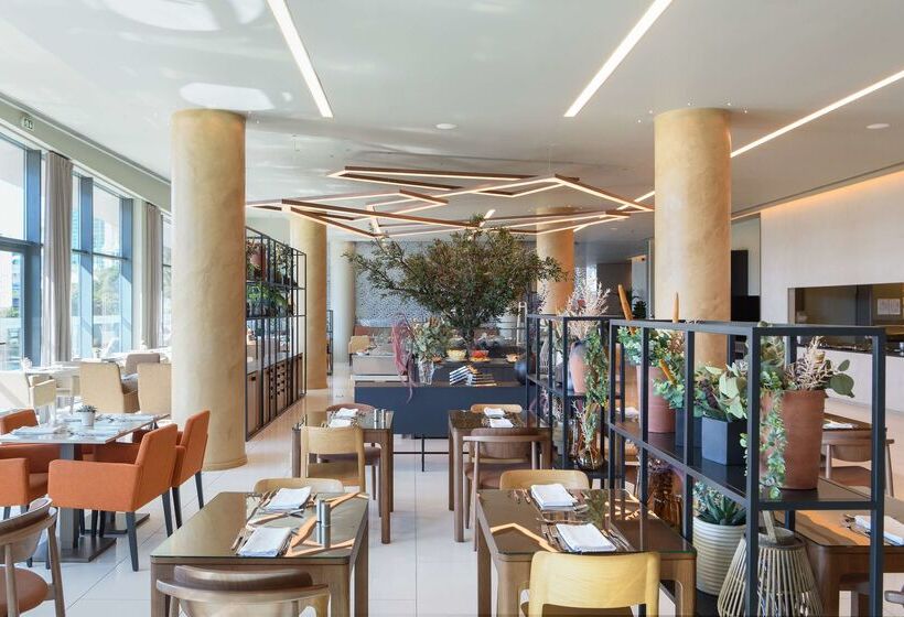 هتل Meliá Lisboa Aeroporto