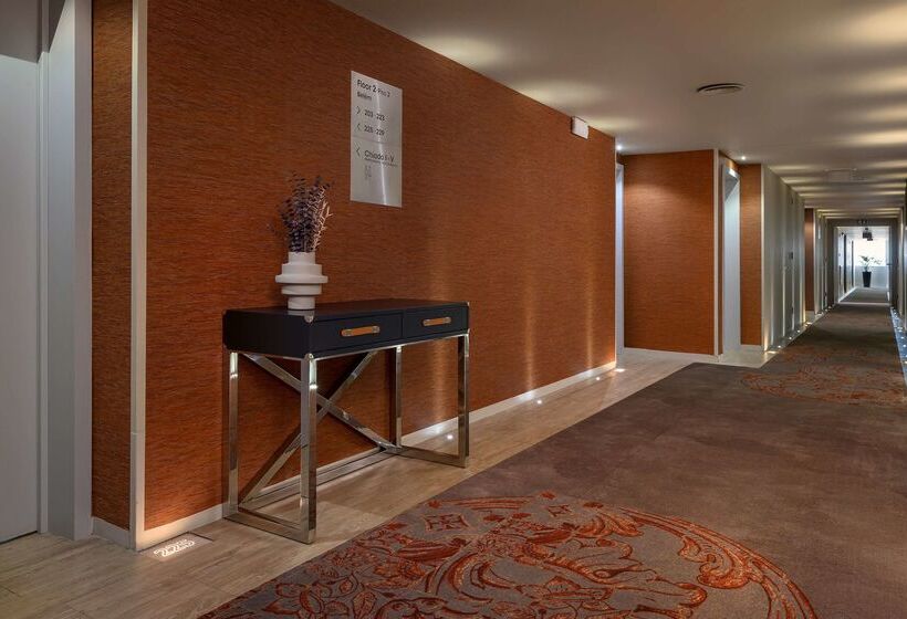 هتل Meliá Lisboa Aeroporto