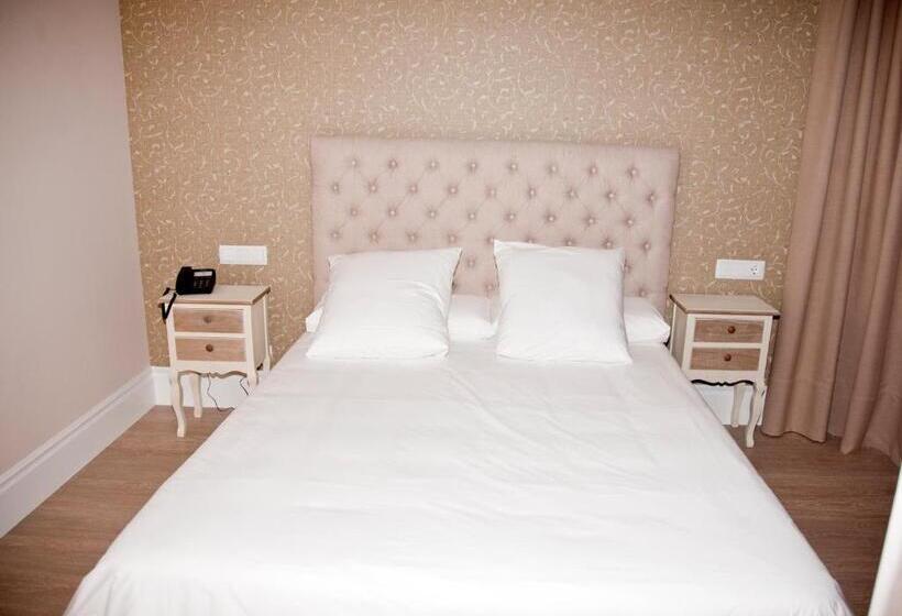 ホテル Natura Petit