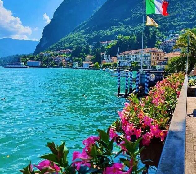 Отель Nuova Aurora Venice