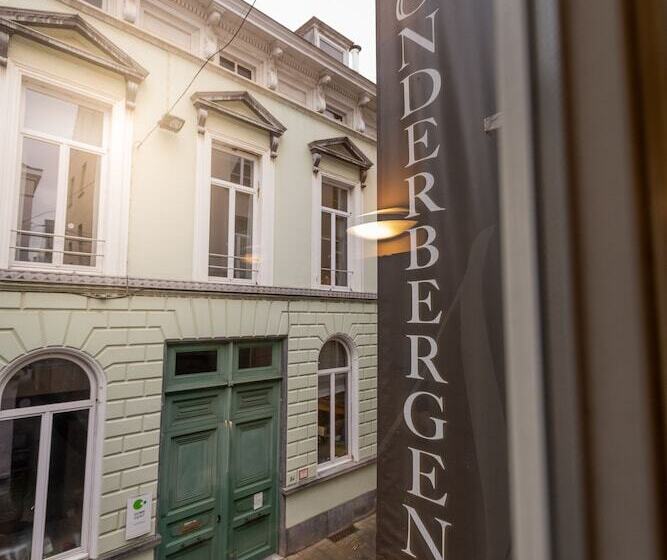 ホテル Onderbergen