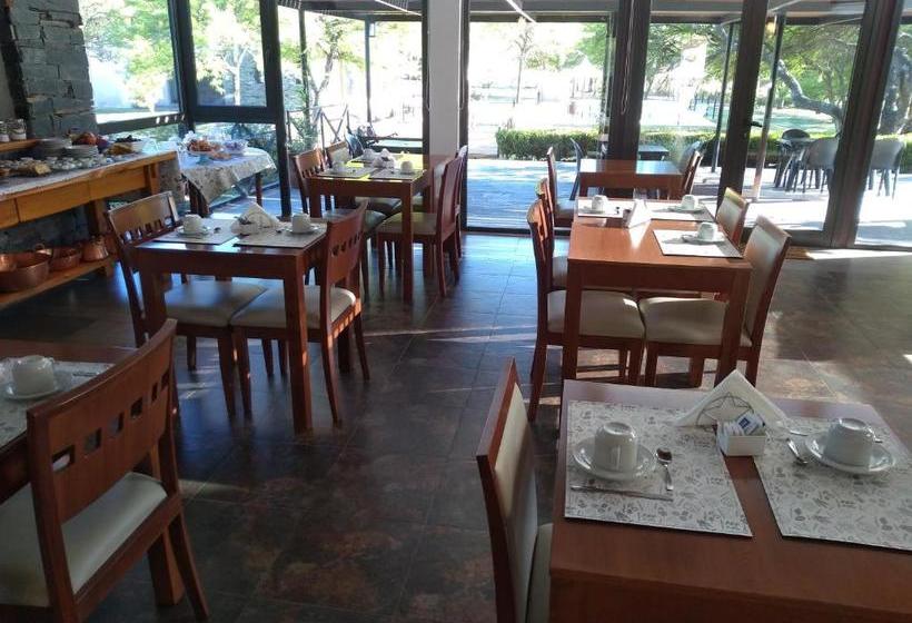 هتل Posada Piedras Del Sol