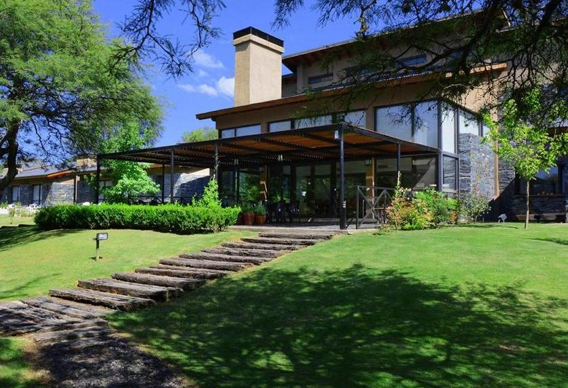 هتل Posada Piedras Del Sol