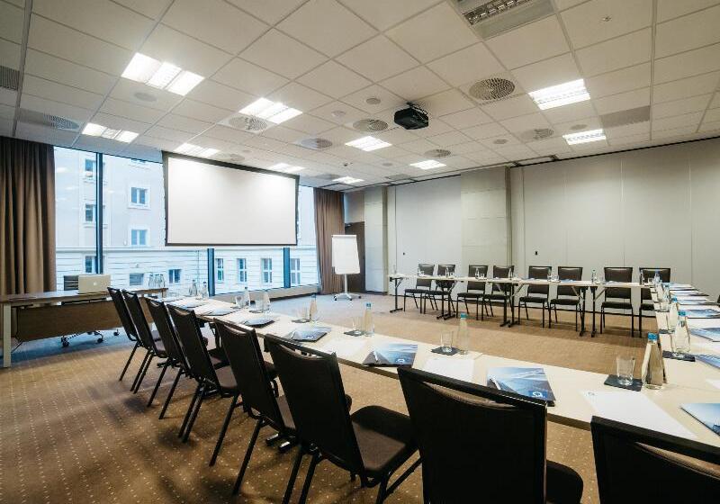 Q Hotel Plus Wrocław