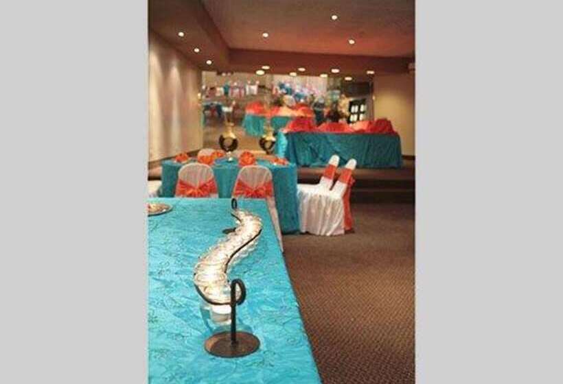 בית מלון כפרי Quality Inn Piedras Negras