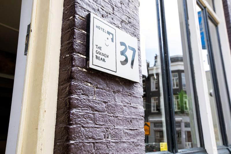 هتل Quentin Golden Bear