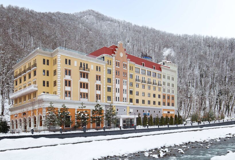 هتل Radisson  Rosa Khutor
