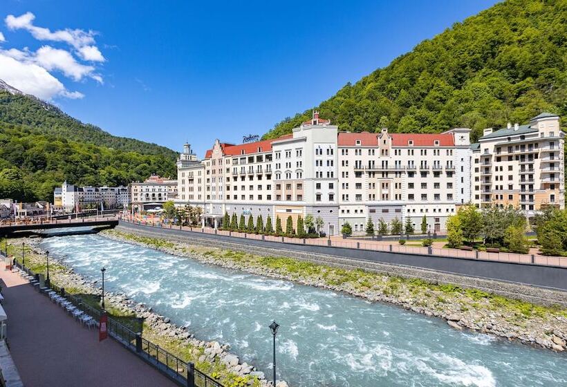 هتل Radisson  Rosa Khutor
