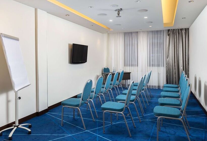 هتل Radisson  Rosa Khutor