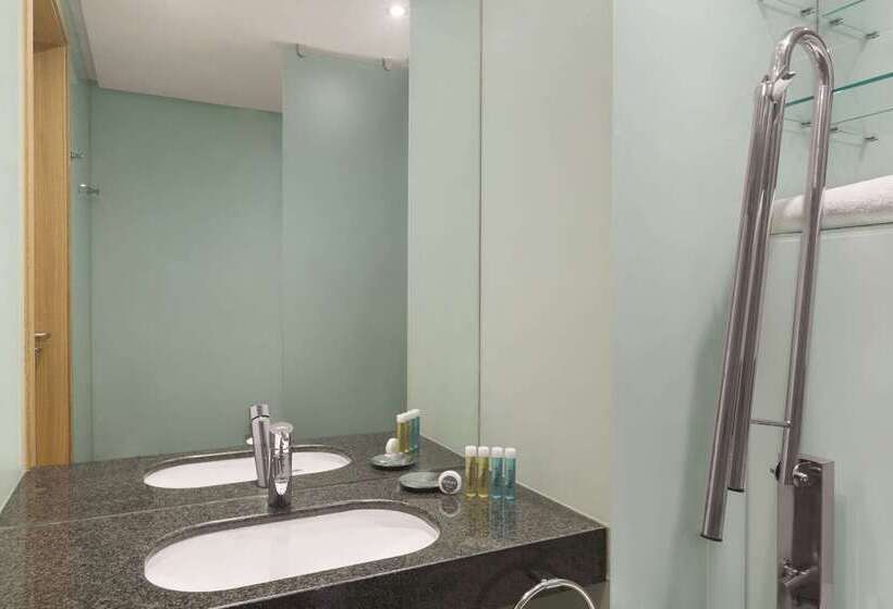 Hotel Ramada Encore By Wyndham Tangier