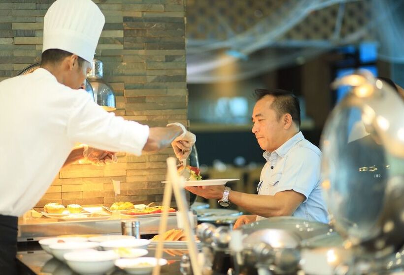 Ramee Grand Hotel And Spa