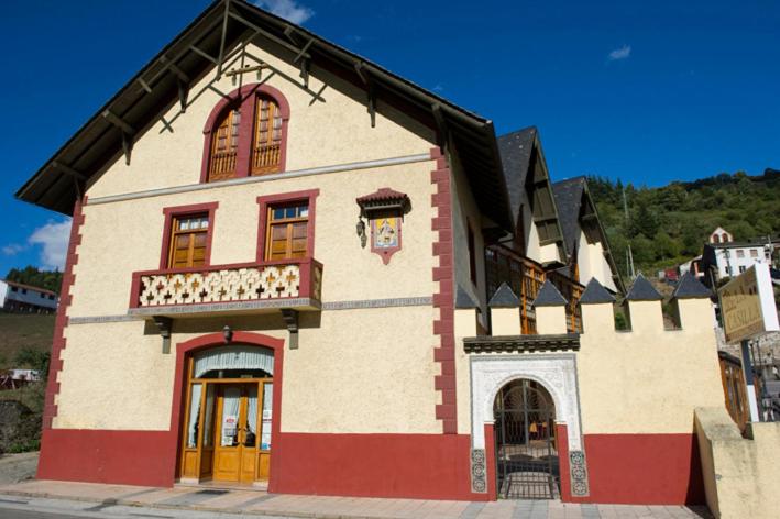 هتل Restaurante La Casilla