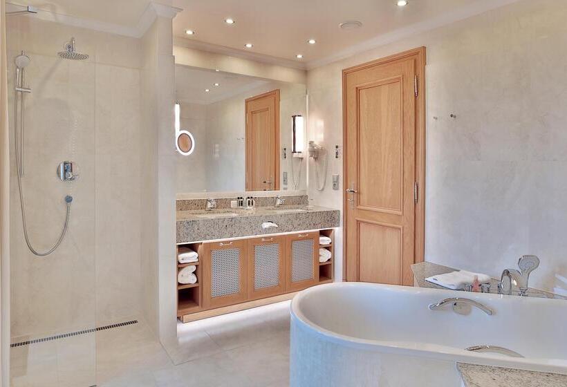 Retro Riverside Wellness Resort