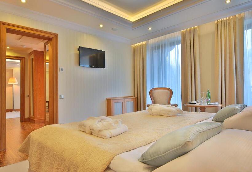 Retro Riverside Wellness Resort